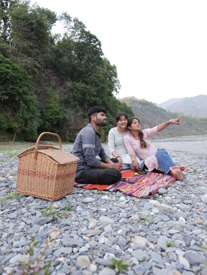 Sukoon - A Wellness Resort, Uttarakhand Chuharpur Ngoại thất bức ảnh